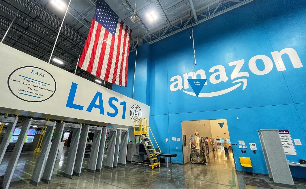 Commercial Wall Graphic Prints Houdini Wraps And Customs